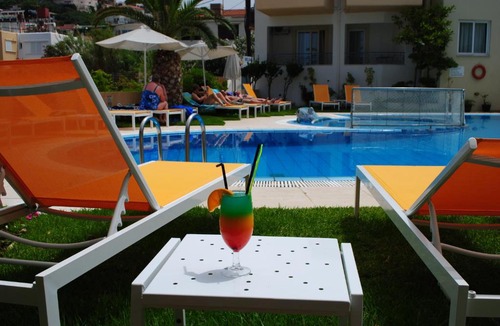 Platanias Town Apartment | Melina Beach