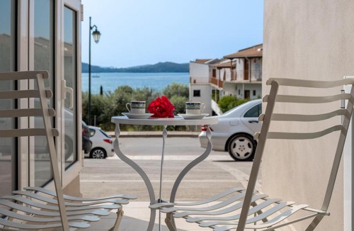 Perigiali Apartment | Mella Roa - Amar studio
