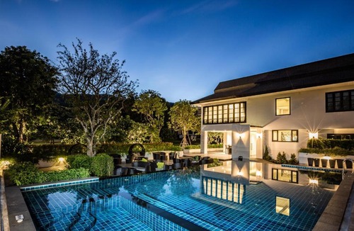 Chang Phueak Hotel | Merchant Villa- SHA Extra Plus