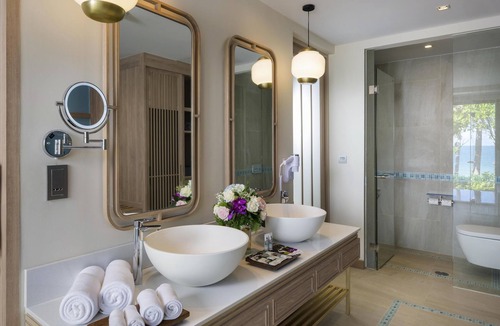 Chaweng City Center Hotel | Mercure Samui Chaweng Tana Hotel