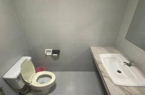 Phra Khanong Hostel | Meriton101