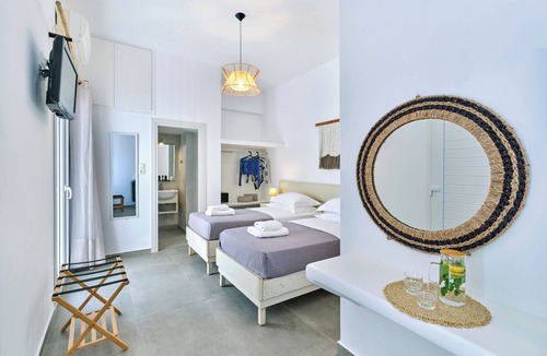 Naousa House | Mersina Exclusive
