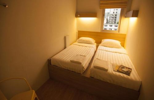 Thanon Phaya Thai Hostel | Micro Hostel