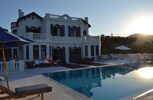 Pirgi Thermis Villa | Mikamas Villas