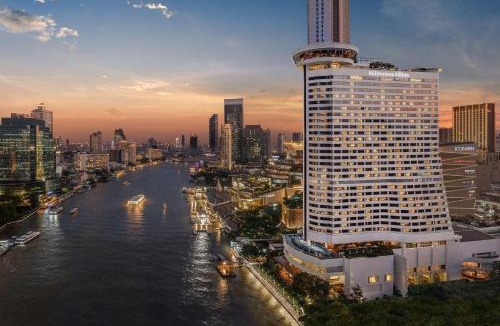 Khlong Ton Sai Hotel | Millennium Hilton Bangkok