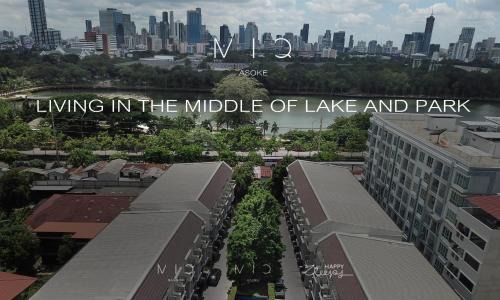 Bangkok Central Business District Villa | MIQ 808 Designer Townhouse Asok BTS - Entire 3 Bedroom with Pool - Sleeps 16 Guests