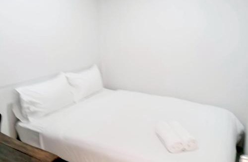 Wat Bowon Niwet Hostel | Mitr Inn Khaosan BKK
