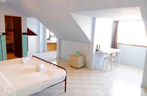 Talat Yai Apartment | Mitr Inn Phuket Oldtown End