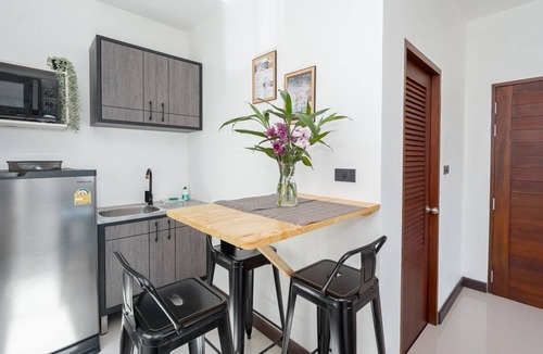 Karon House | Mitsu Guesthouse, Karon Beach