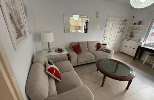 Larnaca City Centre Apartment | Modern 2BR Apartment 70m from Finikoudes beach
