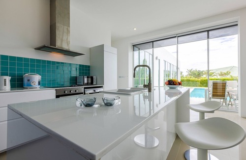 Khao Tao Villa | Modern 4 Bedroom Pool Villa PMK-A6