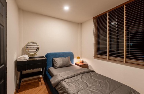 Sathorn House | Modern 4BR 2-Bath House Rooftop City View Sathorn 12-min walk to BTS
