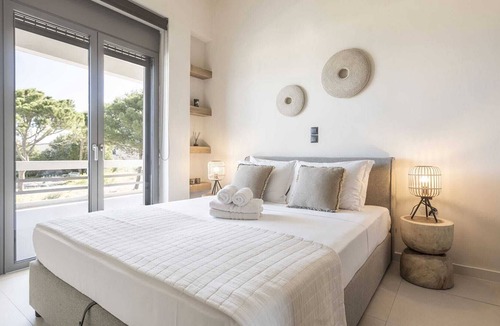 Vagia Villa | Modern Beachfront Villa Vel in Aegina Island, Greece