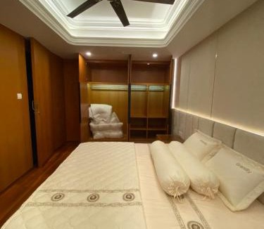 Tuol Kouk Apartment | Modern Condo in Phnom Penh with City View By DN