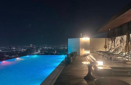 Tuol Kouk Apartment | Modern Condo in Phnom Penh with City View By DN