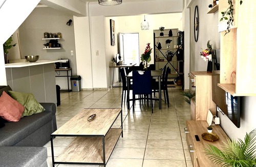 Aigio Condo | Modern condo with garage near the square and beach