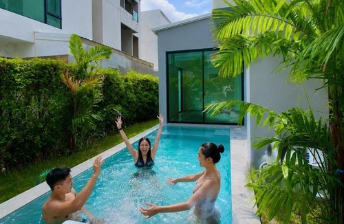 Lat Krabang House | Modern Pool Villa Near BKK Airport 6 Guests