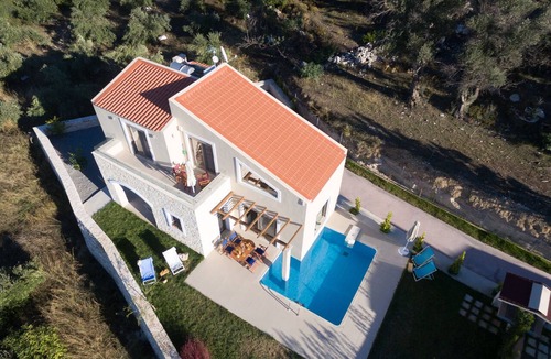 Margarites Villa | Mon Emvasia Margarites Villa A
