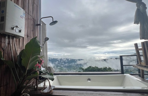 Pong Yaeng House | Mon Sa Kiang Dao Chiang Mai