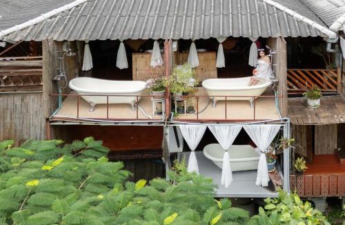 Mae On Hotel | Monruamsuk Homestay Cafe and Bistro