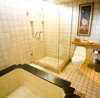 Chaweng City Center Resort | Montien House