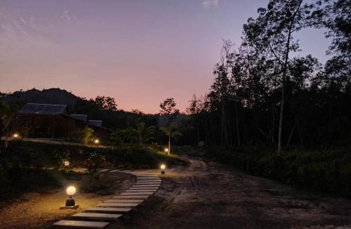 Ko Mook Ski Chalet | Mook Mellow Hill Bungalows