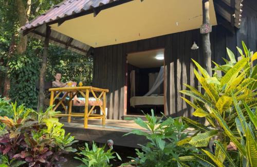 Ranong Ski Chalet | Moonshine Phayam beach resort & restaurant