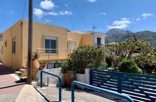 Tourloti Apartment | Morea Bay View