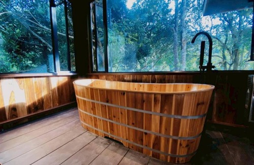 Mae Taeng Apartment | MORI KAWA Mori 2 Nature Retreat with Bathtub