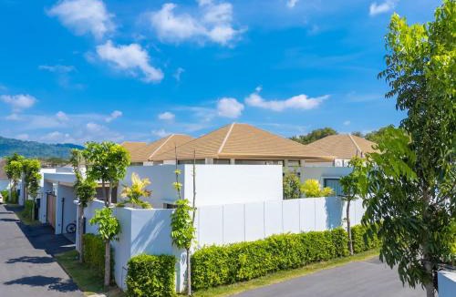 Chalong Villa | Mouana Residence Song Khun Chalong 4-bedroom Pool Villa 892