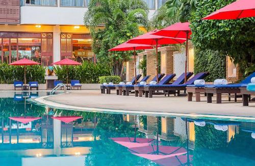 Pratumnak Hill Hotel | Mountain Beach Resort & Convention Center