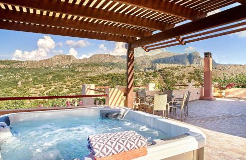 Latziana Villa | Mouri Villa