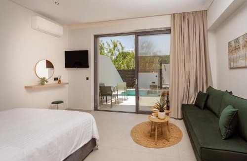 Laganas Apartment | Mr & Mrs Grey Luxury Suites with Private Pools-Laganas
