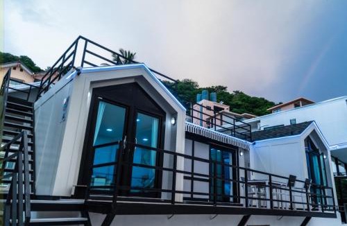 Wichit House | Mr Oh's Seaview House Phuket AoYon