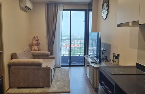 Huai Khwang Apartment | Mrt -Blue Line- Phasi Charoen Luxury 1BR 28th Flr