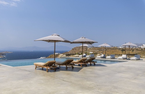 Mykonos House | Muro Suites