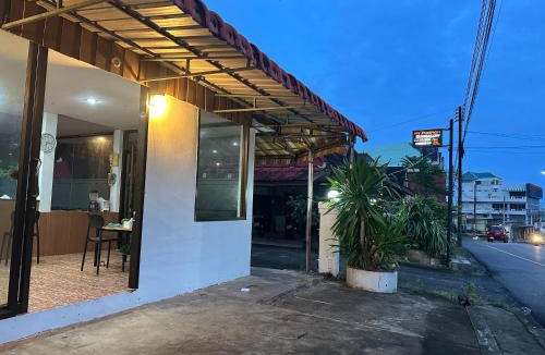 Samut Sakhon Apartment | my pumpkin krabi