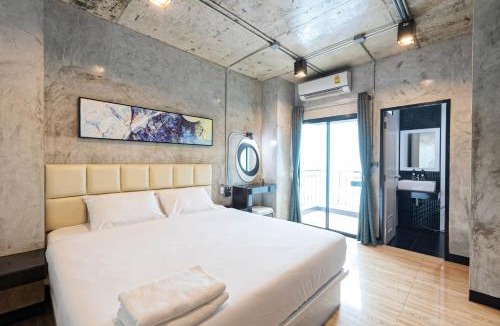 Nanai Road Hotel | My Style Resort Hotel -SHA Plus