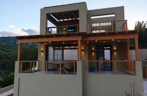 Linoperamata Villa | my suite home