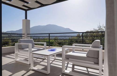 Corfu Villa | Myrtia - Luxury Hidden Gem