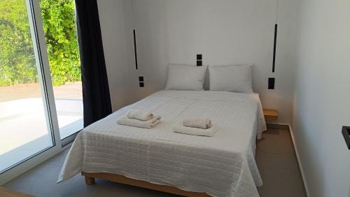 Daratsos Villa | Myrto Villa heated pool