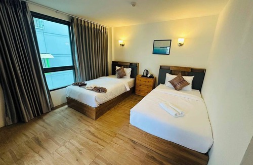 Ratchathewi Hotel | N & B Home Hotel