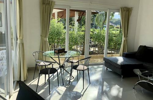 Ban Khlong Haeng Hotel | Nadivana Serviced Apartments
