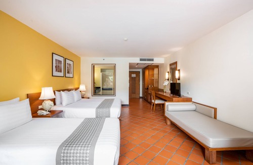 Sa Khu Resort | Naithonburi Beach Resort