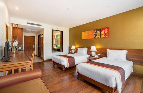 Sa Khu Resort | Naithonburi Beach Resort
