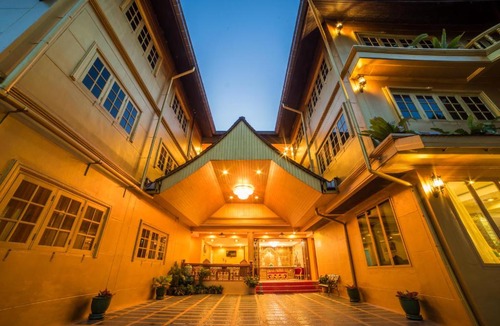 Wieng Hotel | Nakaraj Princess Chiang Rai - Walking Street
