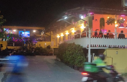 Nong Prue Hotel | Nana's Bar & Hotel