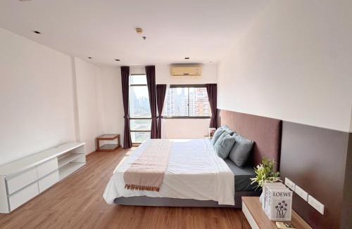 Nana Apartment | Nana SkyView Retreat 2 Bedroom 2 Bath Nana BTS