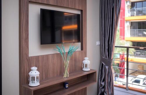 Nai Harn Apartment | NARA Condo 1BR Pool View NBC Nai Harn