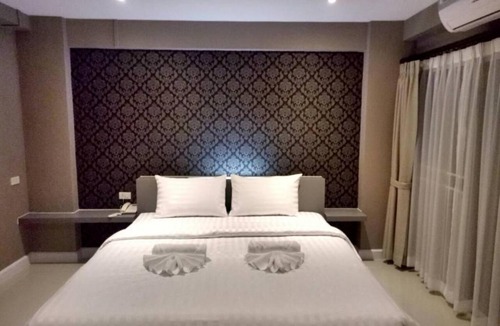 Rangsit Hotel | Nava Grand Hotel